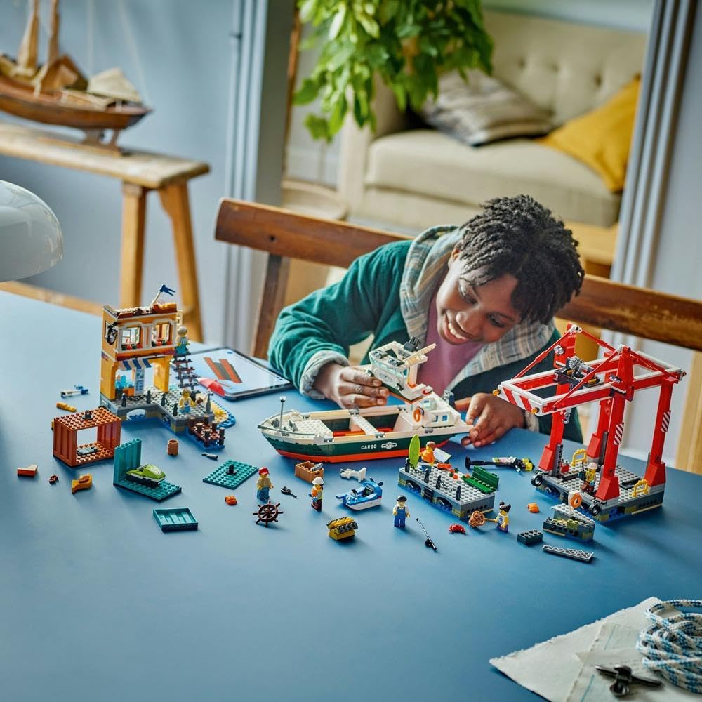 Seaside Harbour with Cargo Ship Building Set, 1,291 Pieces