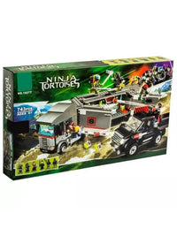 Ninja Turtles-themed semi-truck building set with 743 pieces