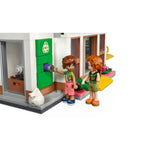 Friends Organic Grocery Store Building Set, 830 Pieces
