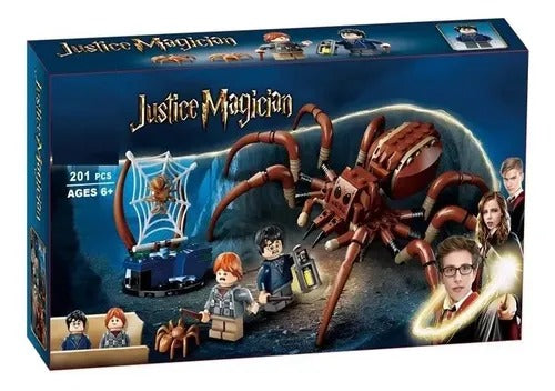 201-piece spider scene building set with web display and mini figures