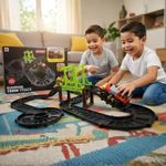 Battery-Operated Train Track Set, 29 Pieces, Model 888-137