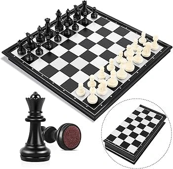 Bear Card Magnetic Chess Set